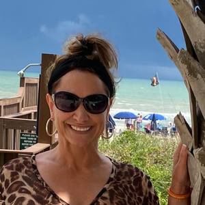 Meet your Posher, Stacie